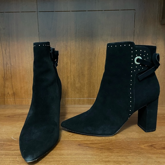 Black Heeled Booties - Picture 5 of 7
